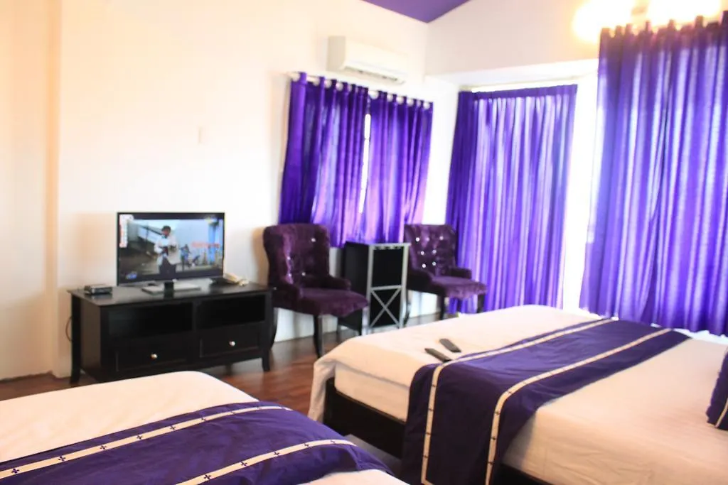 Ngoi Nha Xanh Hotel Da Nang