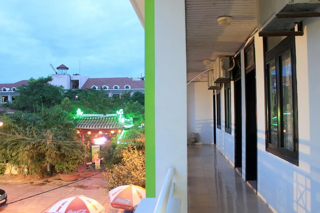 Ngoi Nha Xanh Hotel Da Nang
