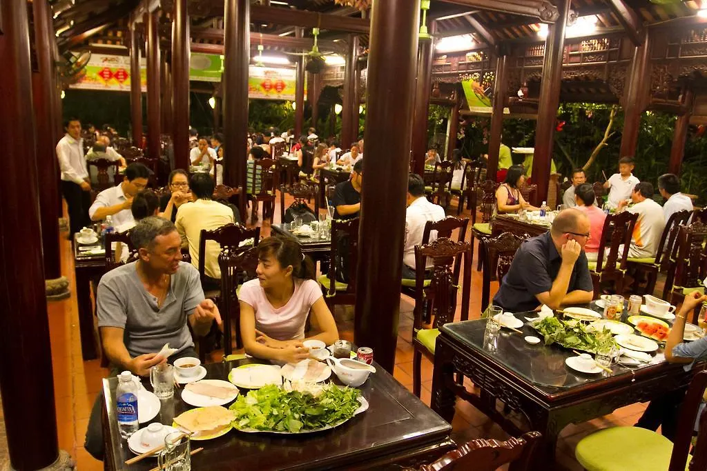 ***  Ngoi Nha Xanh Hotel Da Nang Vietnam