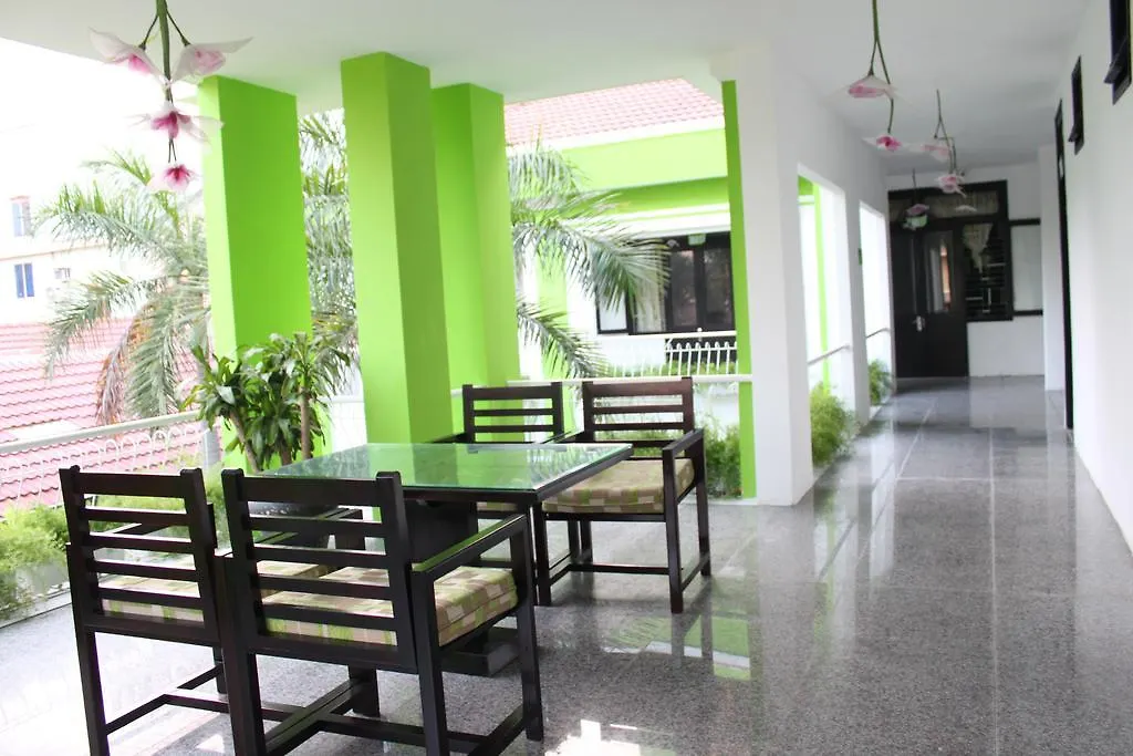 Ngoi Nha Xanh Hotel Da Nang 3*,