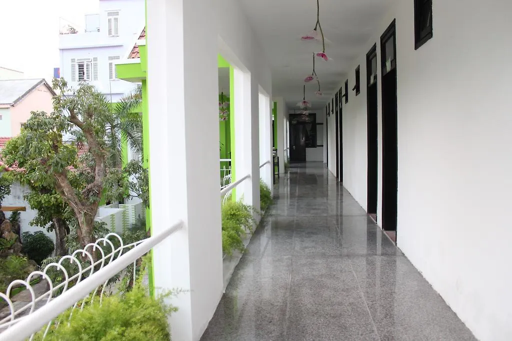 Ngoi Nha Xanh Hotel Da Nang