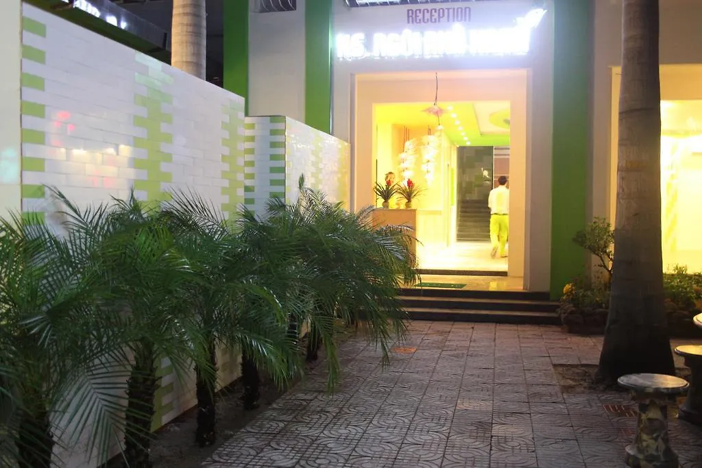 Ngoi Nha Xanh Hotel Da Nang Vietnam