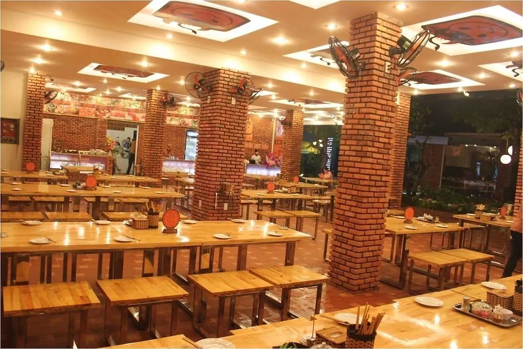 Ngoi Nha Xanh Hotel Da Nang Vietnam