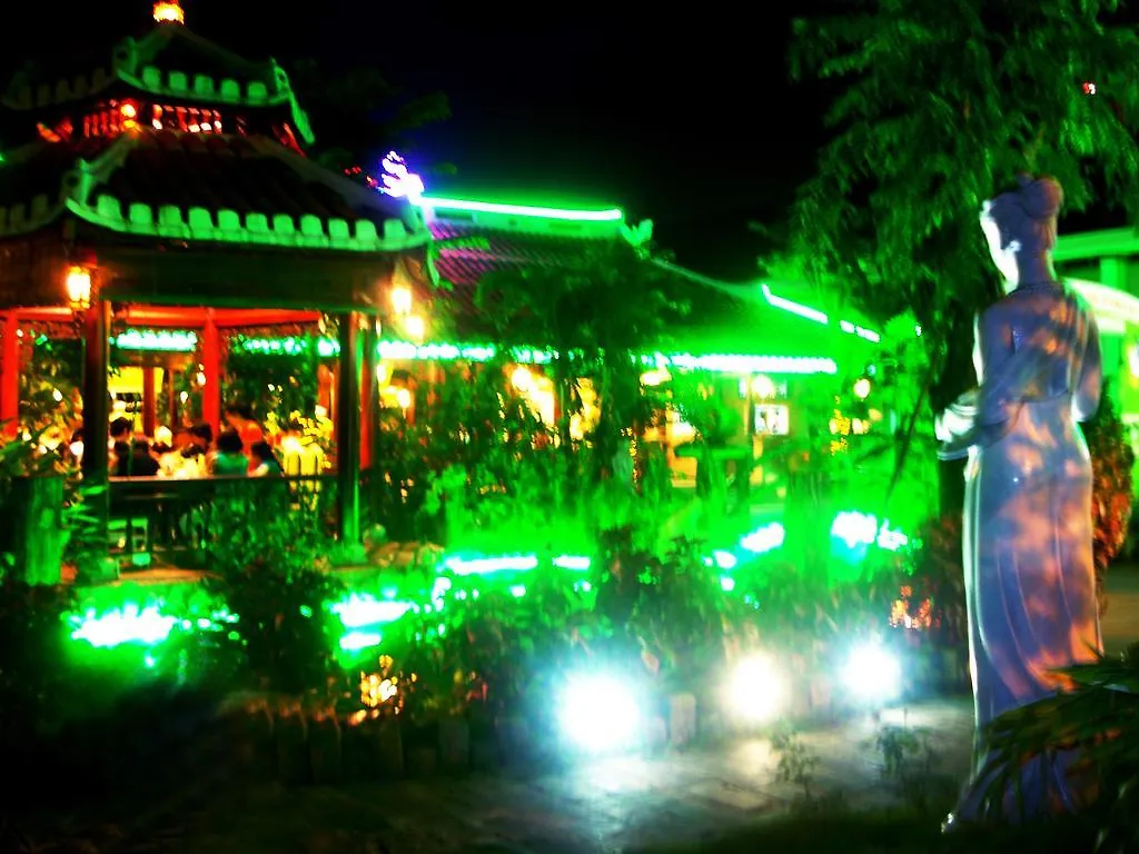 Ngoi Nha Xanh Hotel Da Nang