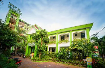 Ngoi Nha Xanh Hotel Da Nang Vietnam