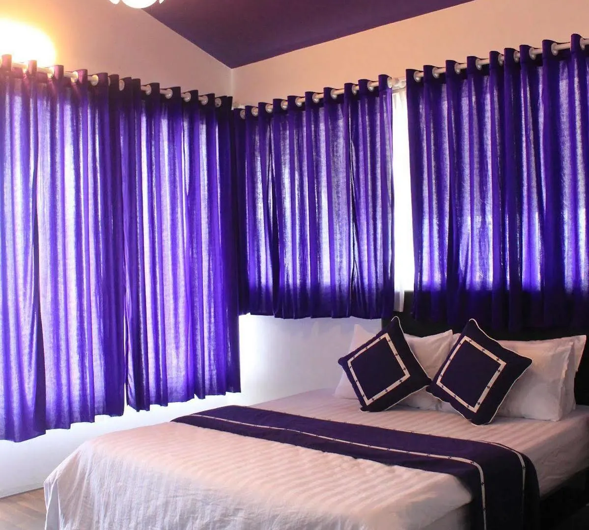 Ngoi Nha Xanh Hotel Da Nang 3*,  Vietnam