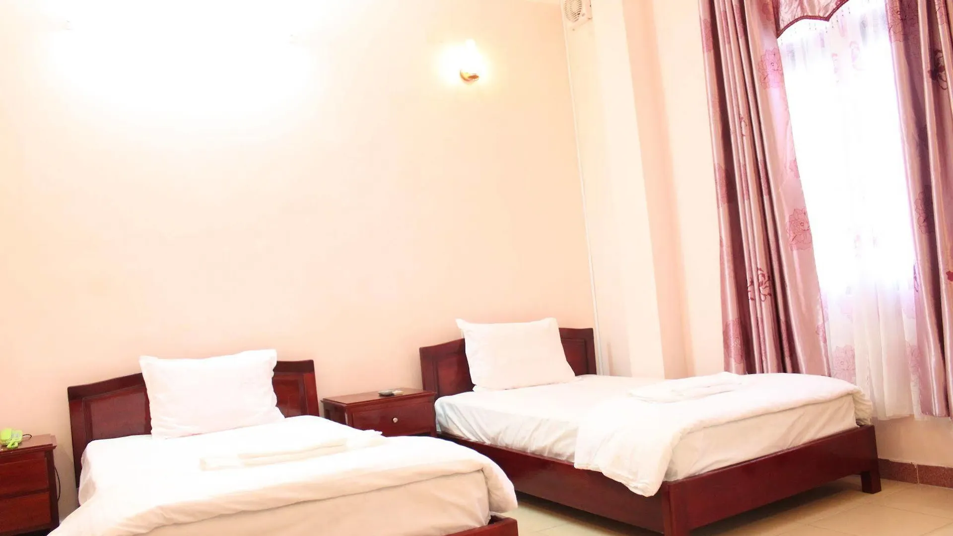 Ngoi Nha Xanh Hotel Da Nang