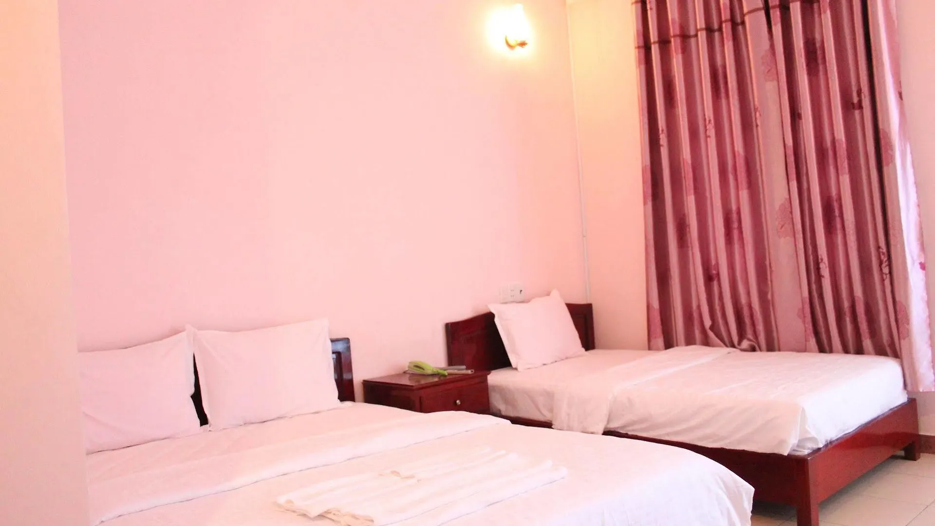 Ngoi Nha Xanh Hotel Da Nang 3*,