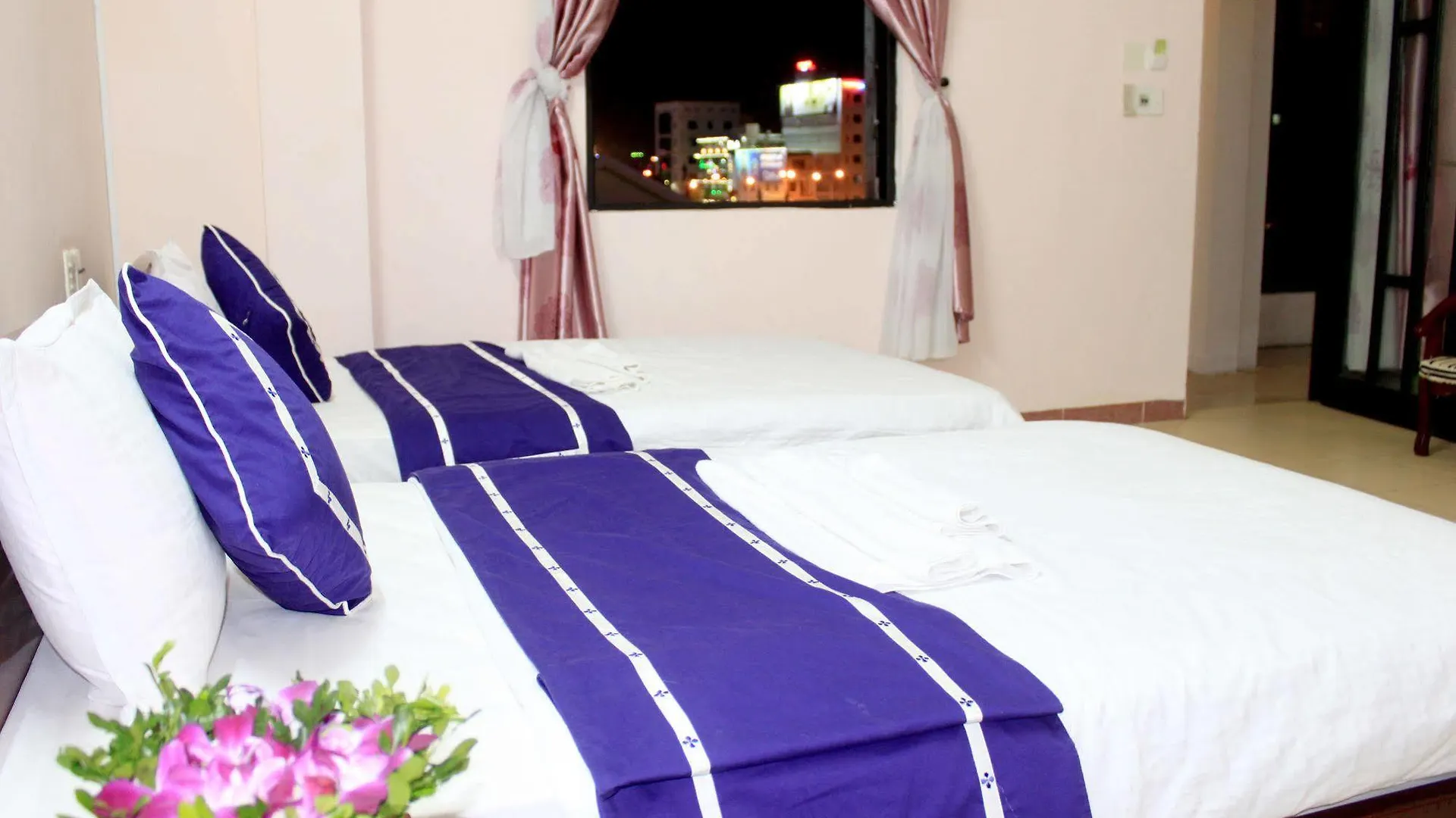 Ngoi Nha Xanh Hotel Da Nang