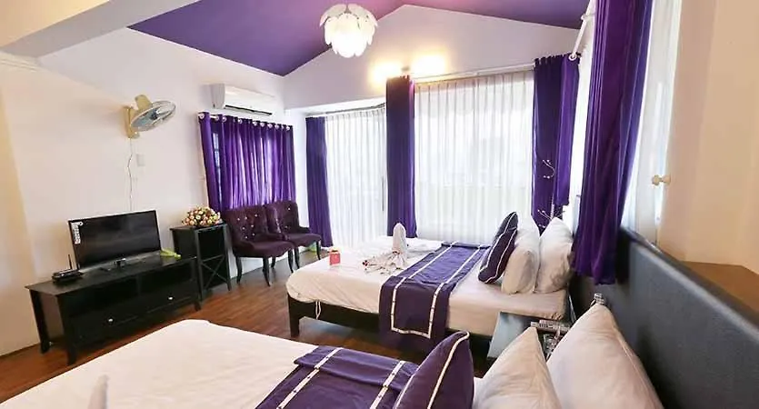 ***  Ngoi Nha Xanh Hotel Da Nang Vietnam
